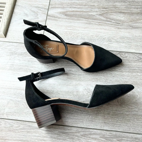 CROWN  VINTAGE Valentinaa D'Orsay Black Leather Strappy Pumps - Picture 1 of 15
